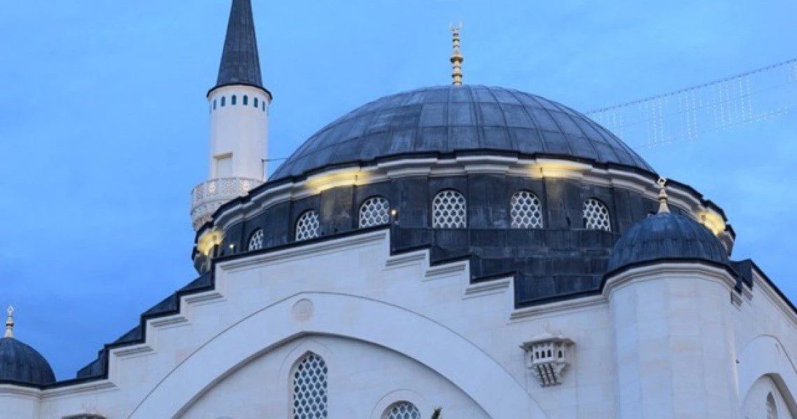 O Ερντογάν χτίζει τζαμιά στις ΗΠΑ «για να κατασκοπεύει»!